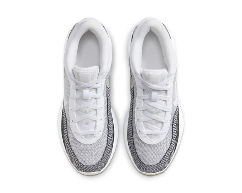 Nike G.T. Hustle Academy  'White Black Light Bone' (FJ7808-100)