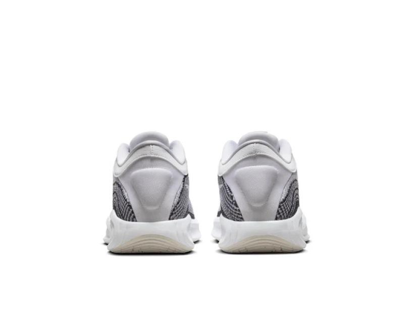 Nike G.T. Hustle Academy  'White Black Light Bone' (FJ7808-100)