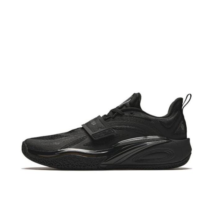 Anta Kai 1 'Triple Black' (112431102S-10)
