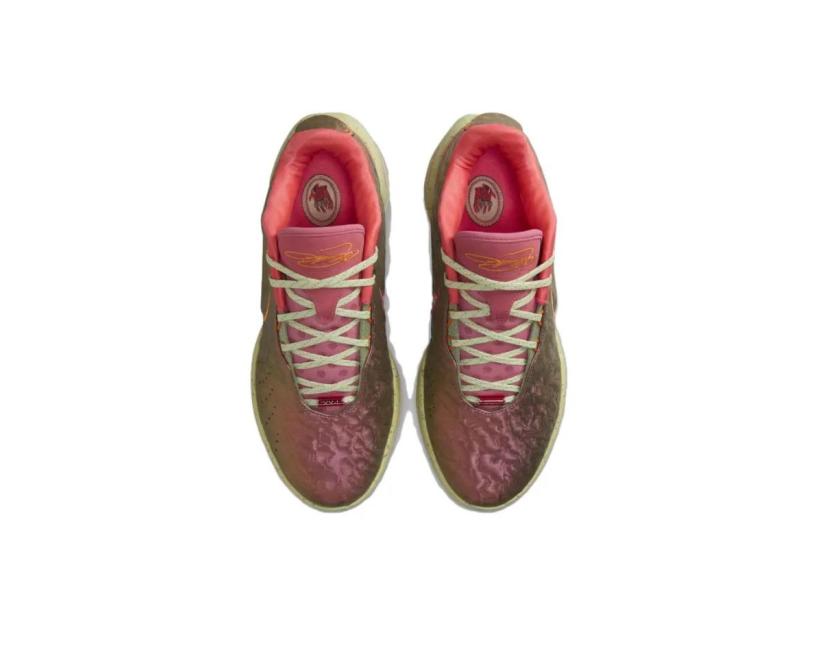 Nike LeBron 21 'Queen Conch' (FN0709-800)