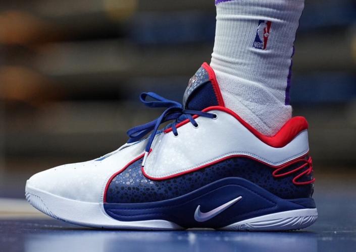 Nike LeBron 22: достойно короля