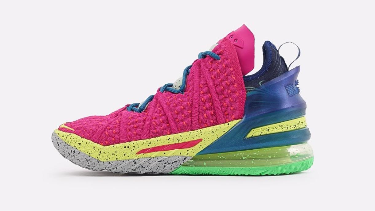 NIKE LEBRON XVIII (DB8148-600)