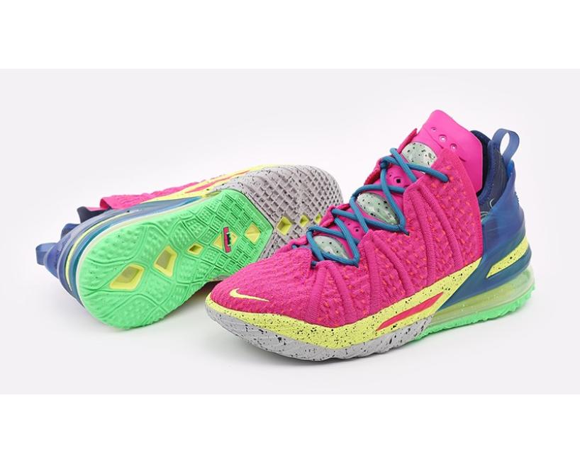 NIKE LEBRON XVIII (DB8148-600)