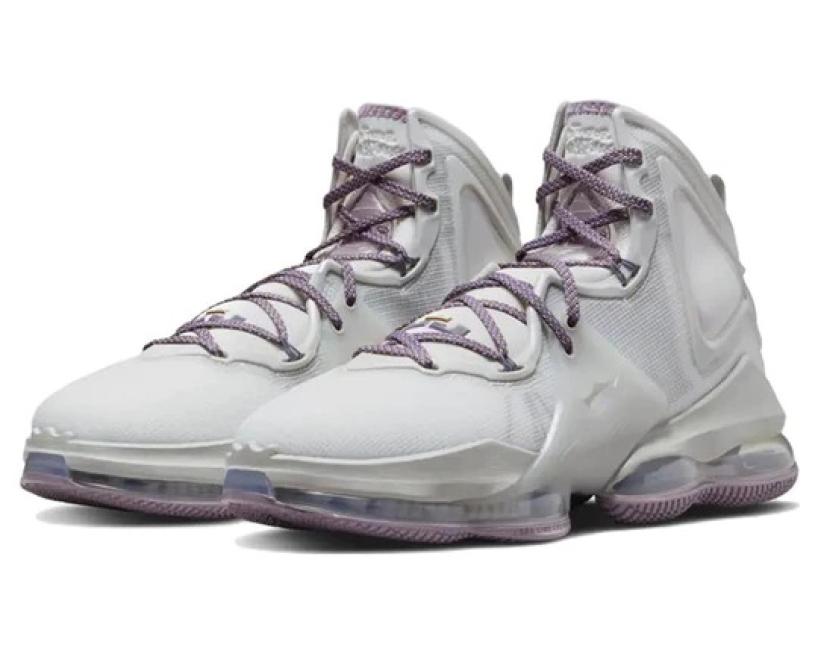 Nike LeBron 19 "Strive For Greatness" (dc9340-004)