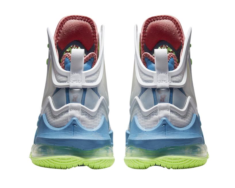 Nike Lebron 19 "Nerf" (DC9341-400)