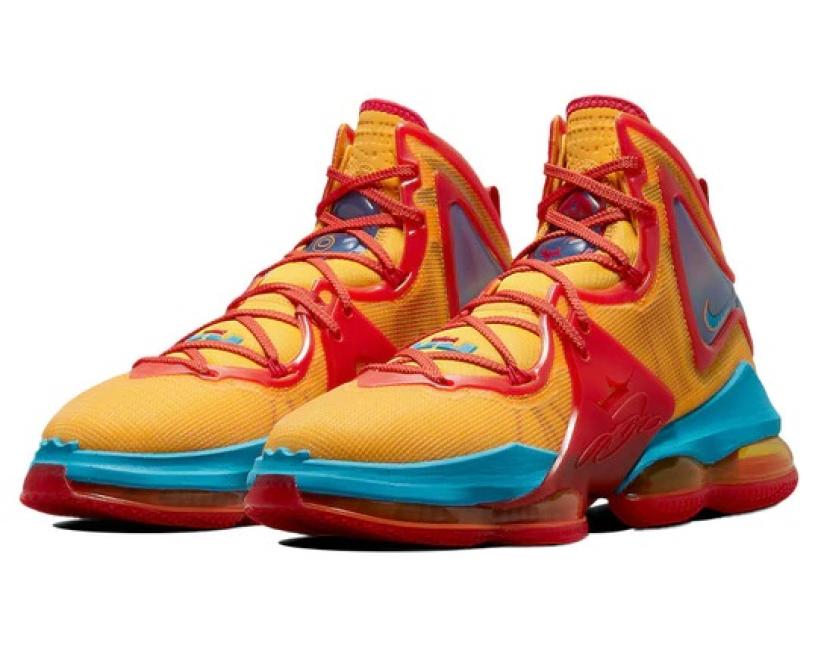 Nike LeBron 19 "Tune Squad" (dc9342-800)