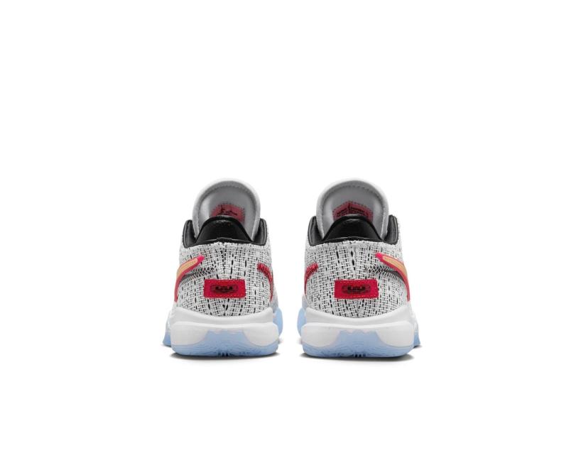 Nike LeBron 20 GS 'The Debut' (dq8651-100)