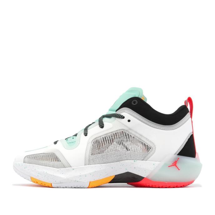 Jordan 37 Low PF 'Multi-Color' (fb8486-130)