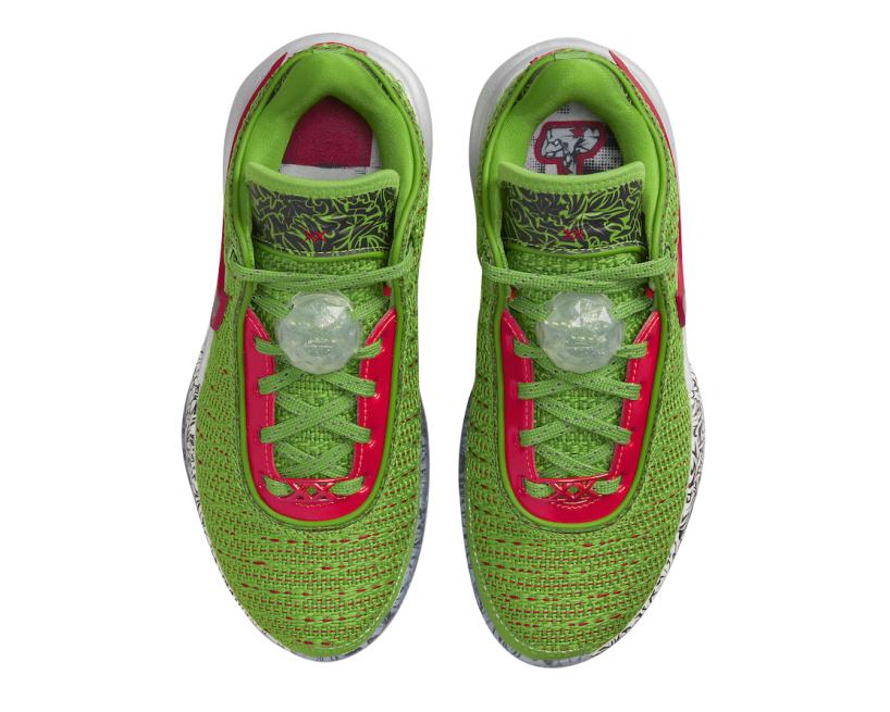 Nike LeBron 20 'Christmas' (FJ4956-300)