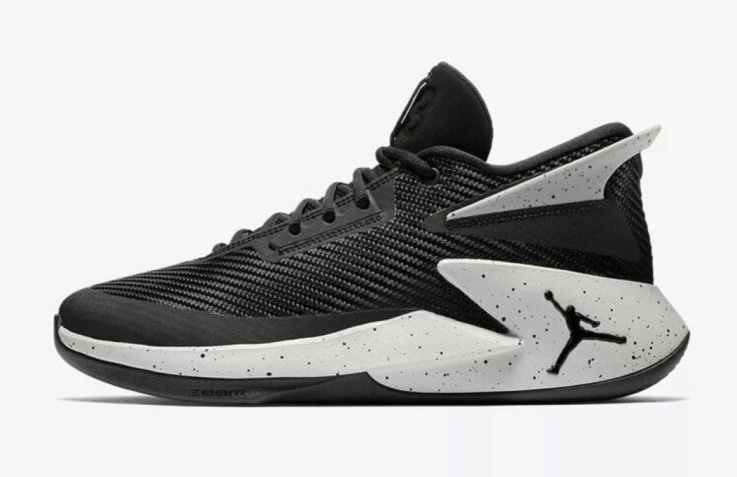 JORDAN FLY LOCKDOWN (ao1550-010)